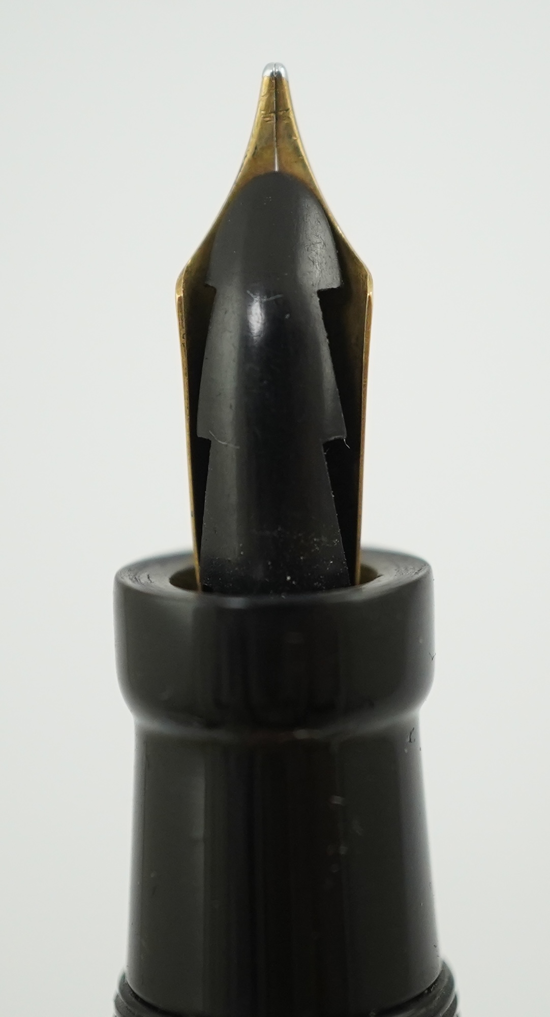 A Parker Duofold Lucky Curve Junior Mandarin yellow fountain pen